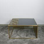 Mesa Dourado Com Tampo Preto