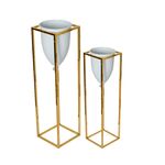 Vaso Branco Com Pé Dourado