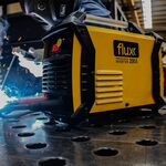 Aparelho Soldar Inverter 200A Com Mala Alumínio Flux