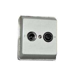 Tomada Radio Televisor Equalizada 37532 BR  PASSAGEM CASCATA CBR