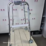 Andador Articulado com Rodas – Segurança e Mobilidade na Reabilitação