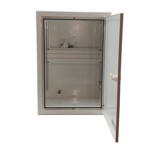 Caixa Portinhola 3x250 Interior Metálico 01.286  QUADROVISEU