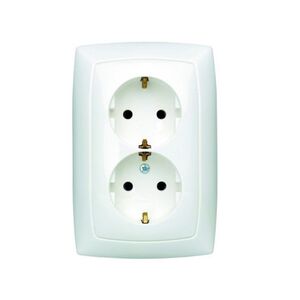 Tomada 2x2p+t Shuko C/prot Suno Bco774028-legrand LEGRAND