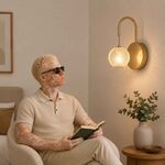 Luminária de Parede Dourada com Vidro Cristal 1xG9
